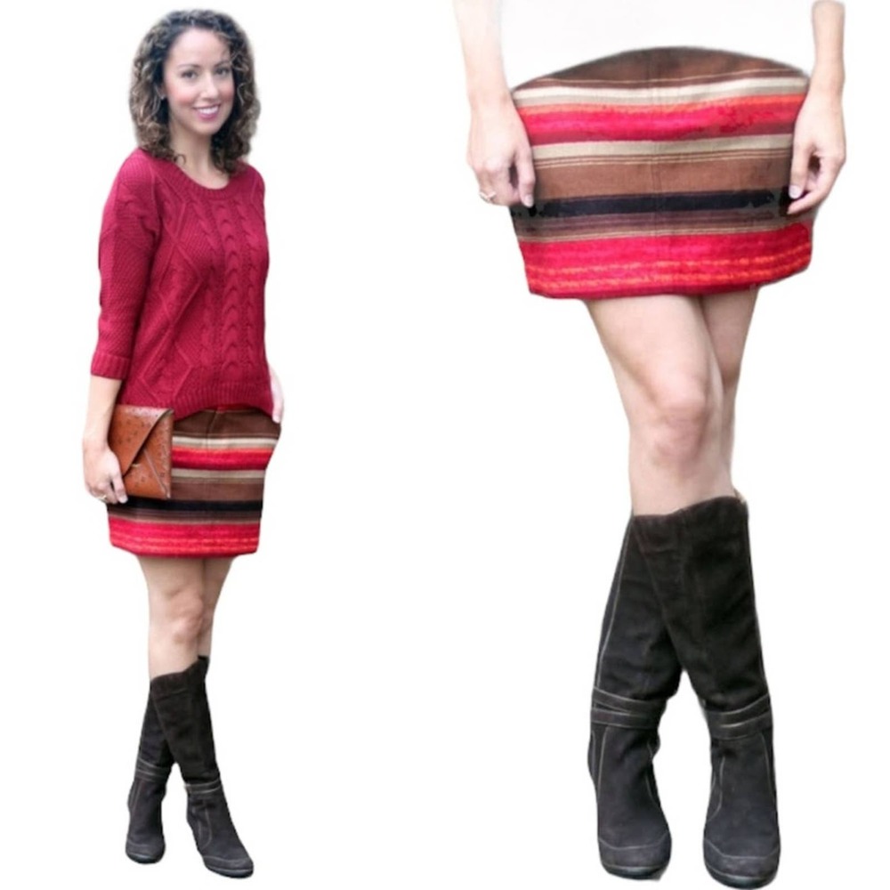 OLD NAVY BASKET WEAVE RED STRIPED MINI SKIRT SIZE 10 TWO POCKETS ZIPPER CLOSURE